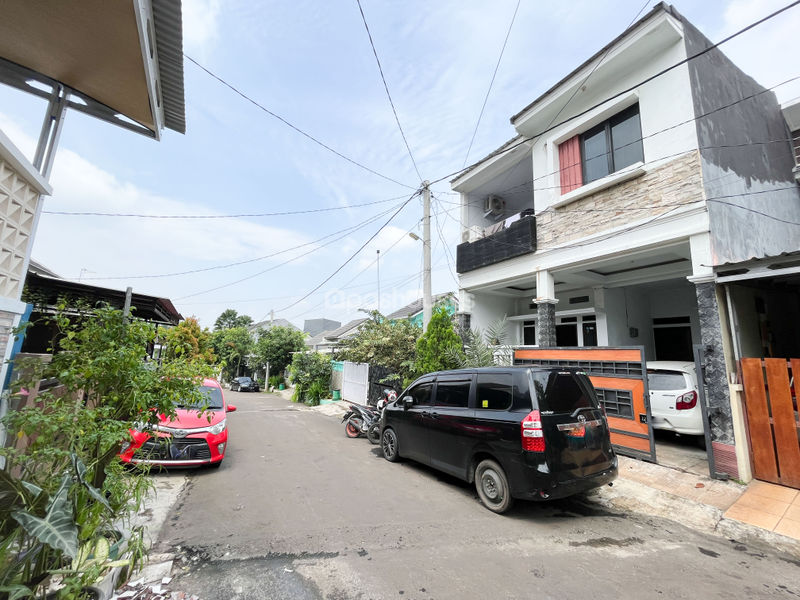 Jalan Alternatif Cibubur