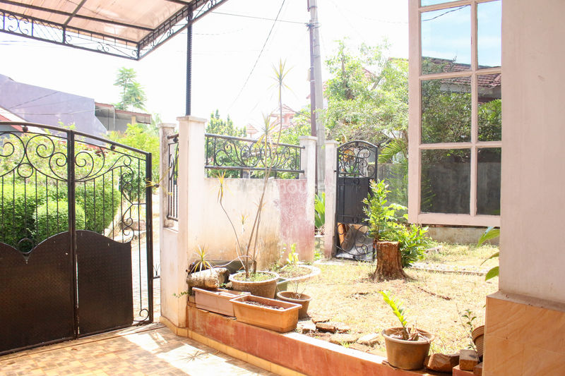 Bukit Rivaria Sawangan Blok B4 No.31