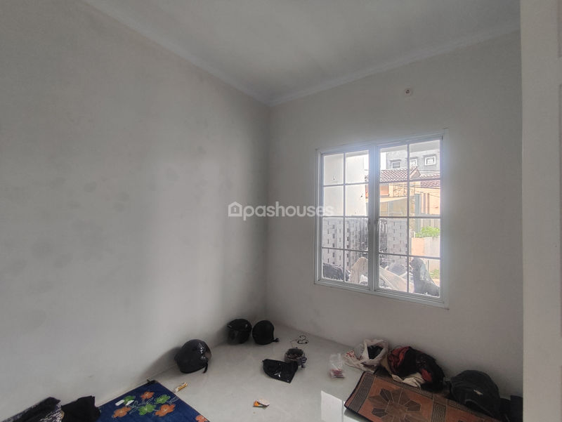 Jalan Cahaya Titis