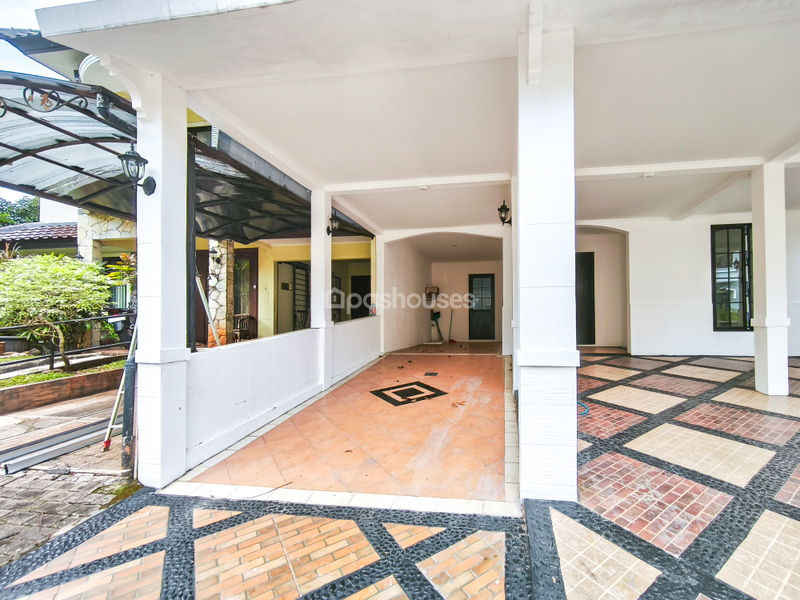 Legenda Wisata Zona Colombus
