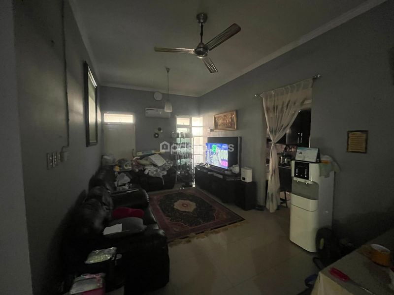 Jalan Bunga Sakura XVI Blok V No.17 
