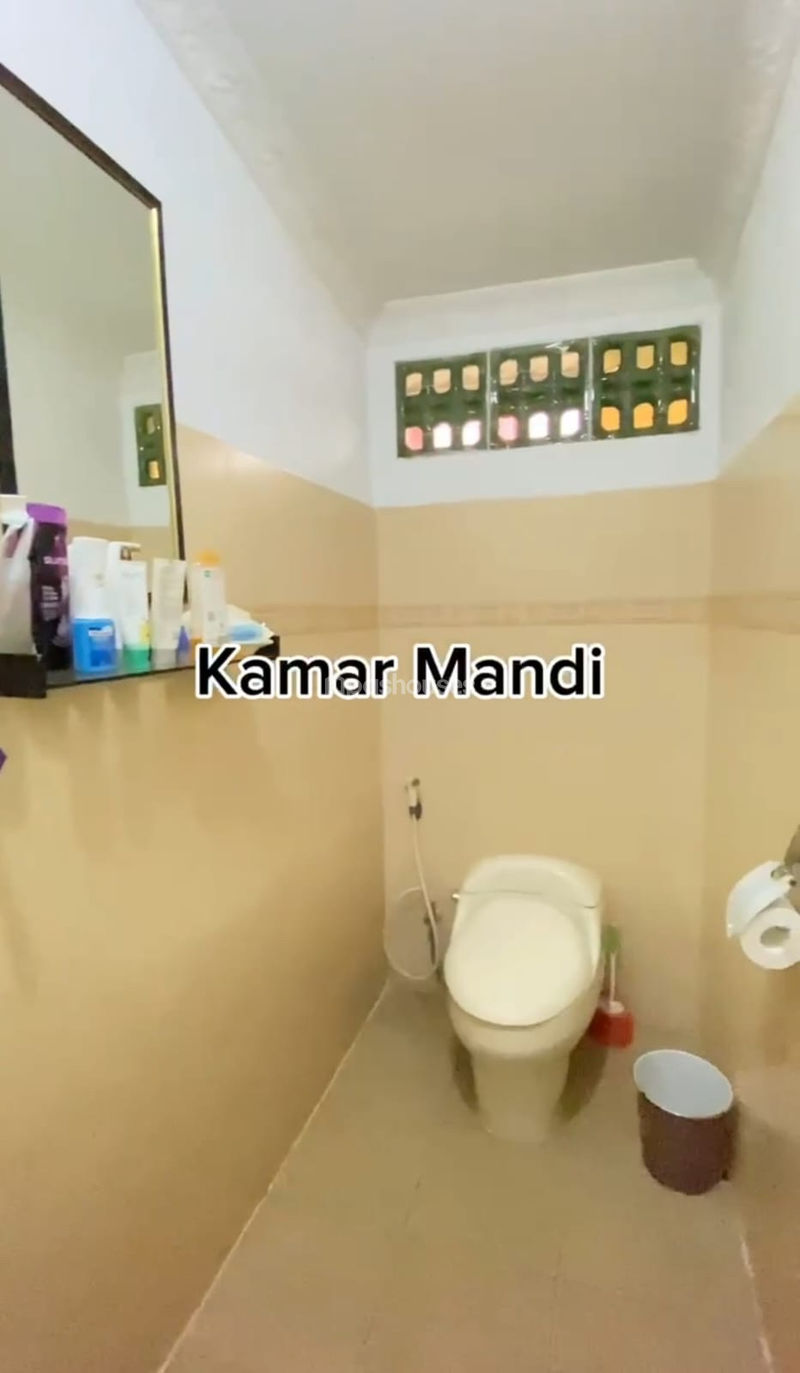 Jalan Kelurahan Buaran No.7