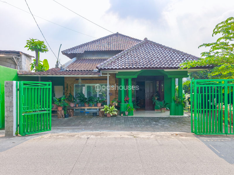 Jalan Raya Babakan No.8 Bogor