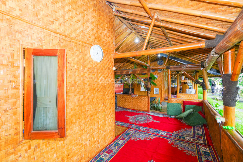 Villa Saung Ibu Bogor