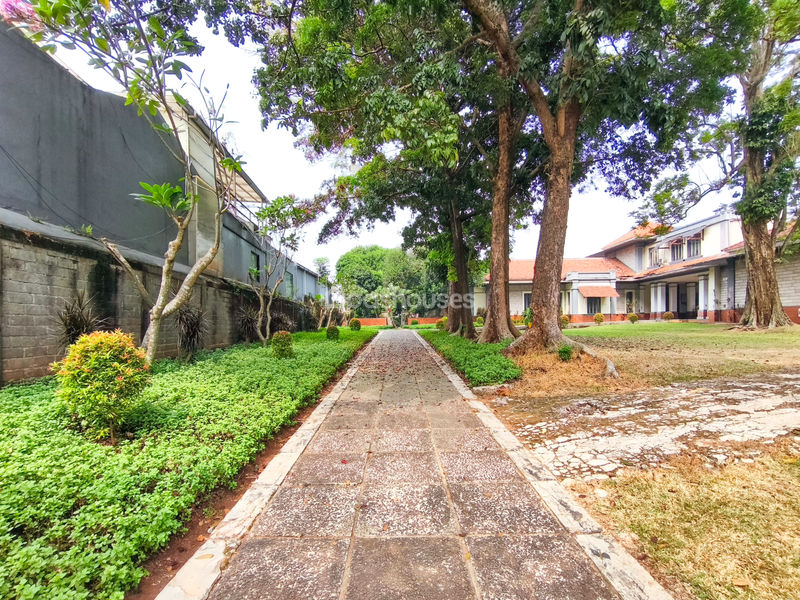 Jalan Taman Mercurius No.6 Ciputat Timur