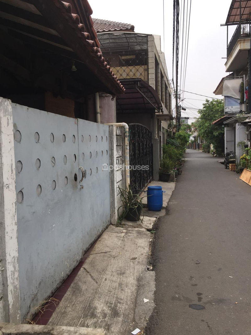Jalan Kemuning 1