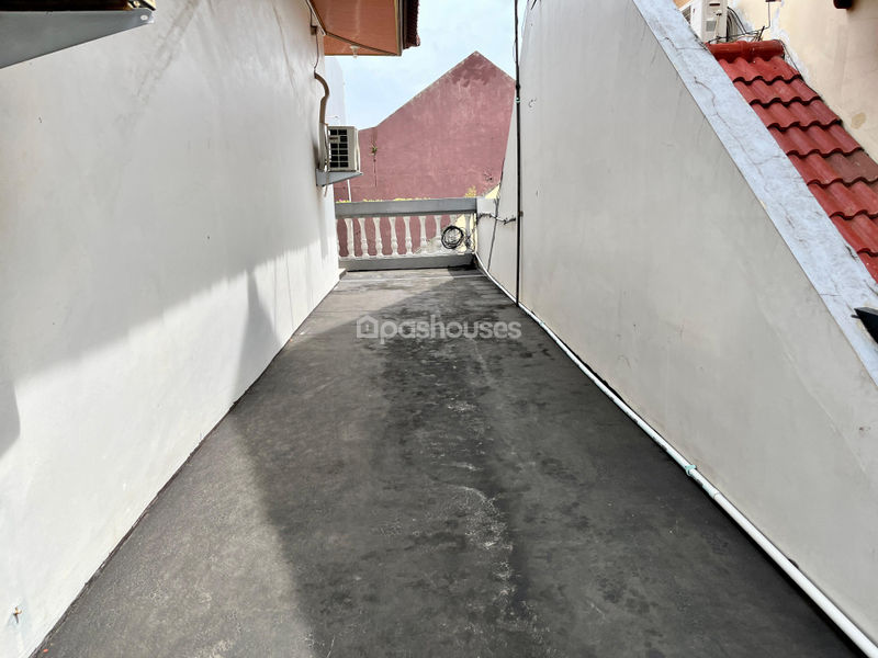 Perumahan Kemang Pratama Blok H11A
