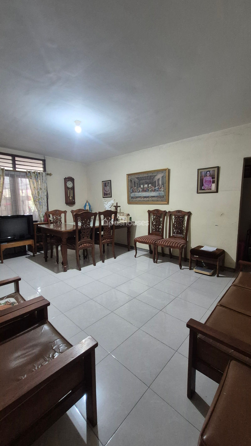 Jalan Sapta Taruna IV No.4