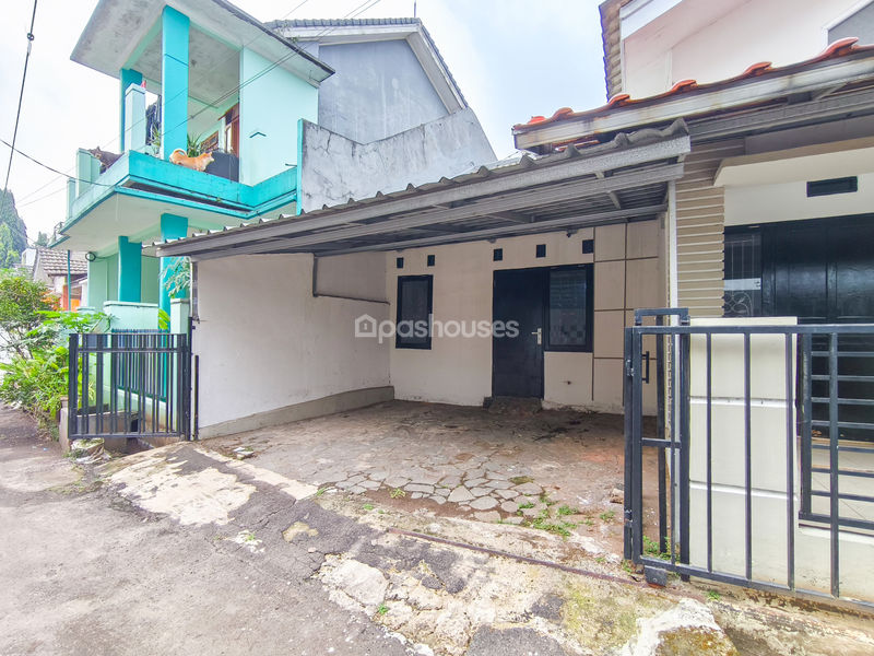 Perumahan Acropolis Karadenan