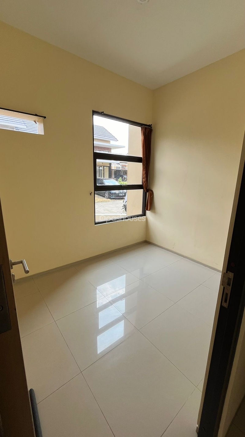 Pinus 88 Residence Blok B12 No.8