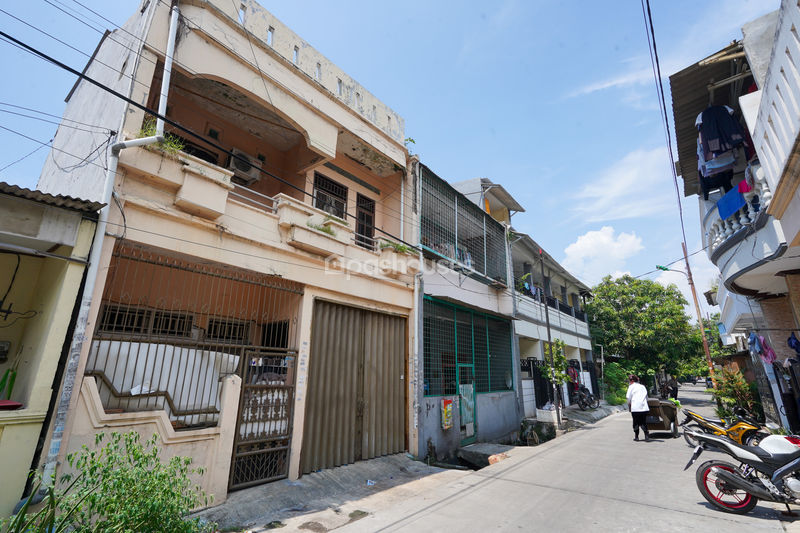 Jalan Permata 4