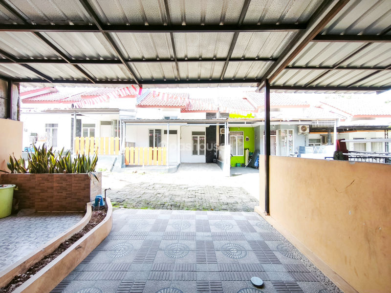 Townhouse Mutiara Pasir Kuda Blok A8