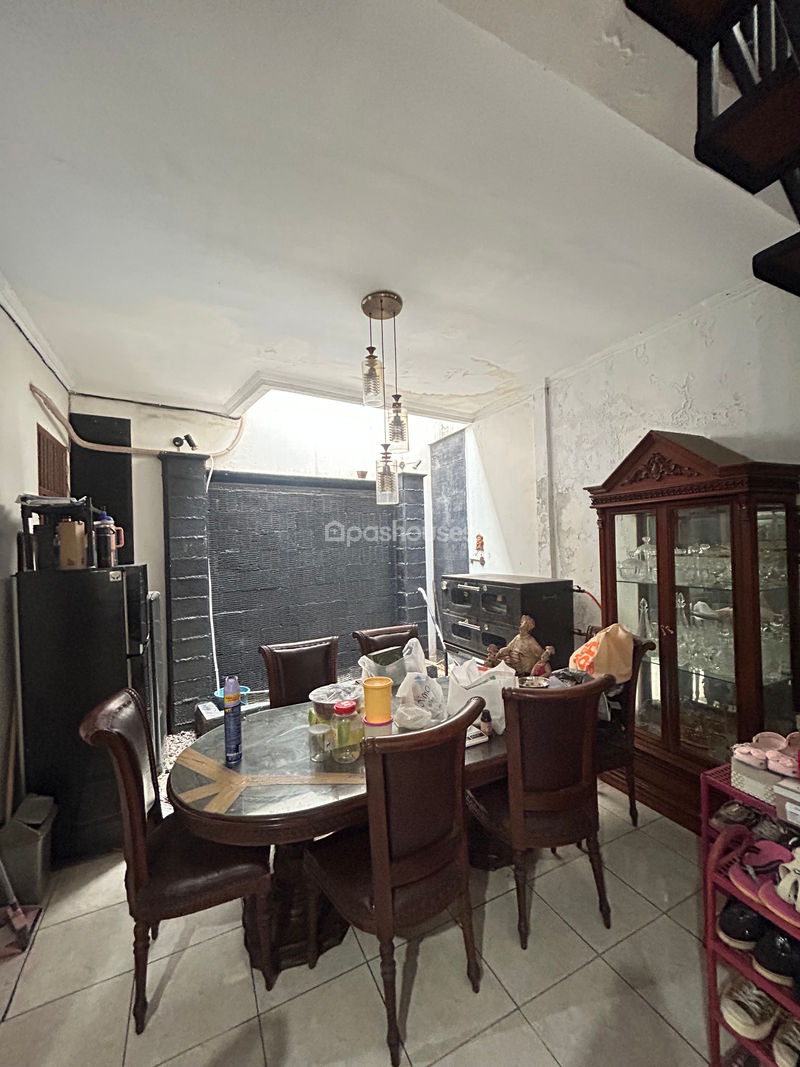 Jalan Nakula 7 No.136-B