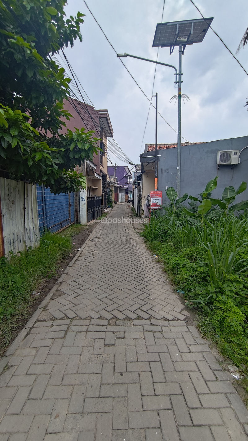 Jalan Cipondoh Tangerang