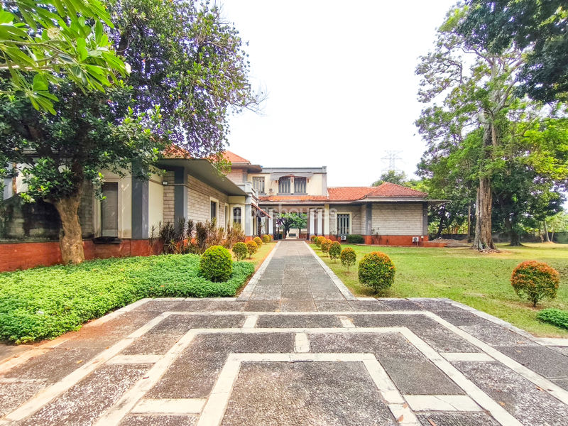 Jalan Taman Mercurius No.6 Ciputat Timur