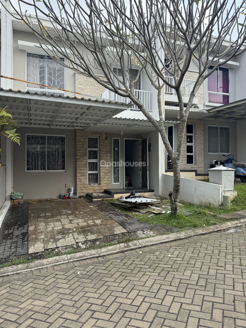 Grand Cibubur Country Cluster Royal Wood