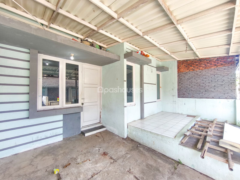 Perumahan Bukit Dago Cluster Barcelona Blok H6 No.31
