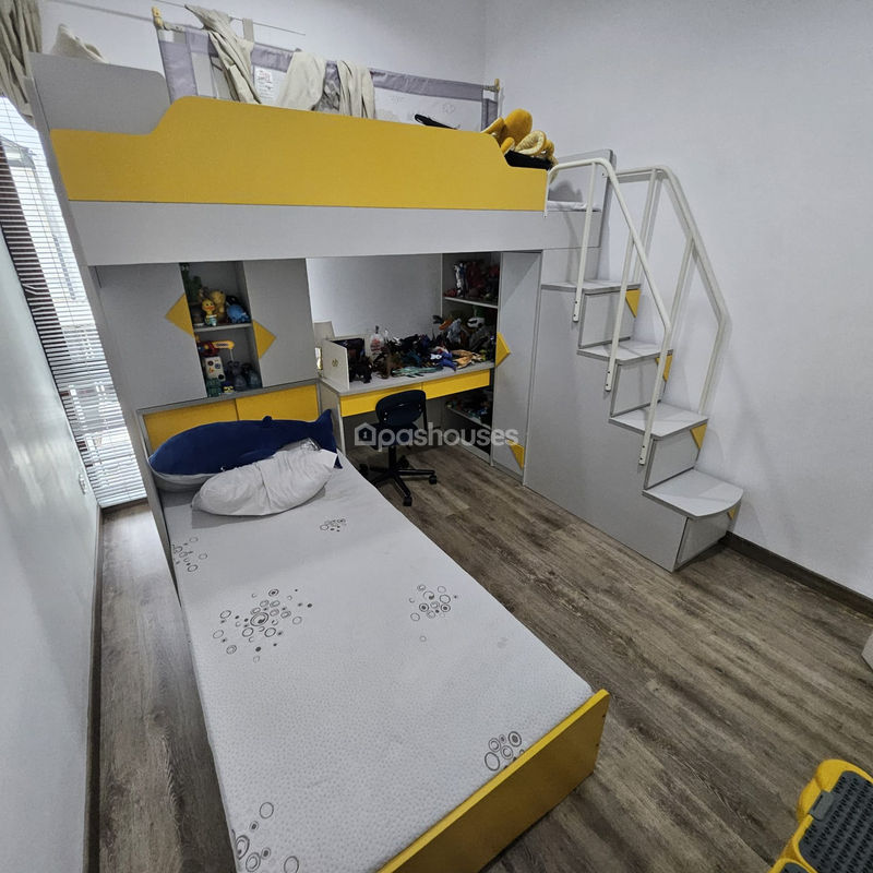 Perumahan Metland Menteng Cluster Victoria Blok G6 No.1