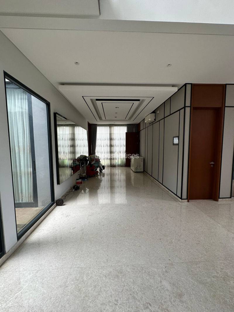 Perumahan Navapark BSD City Cluster Lyndon