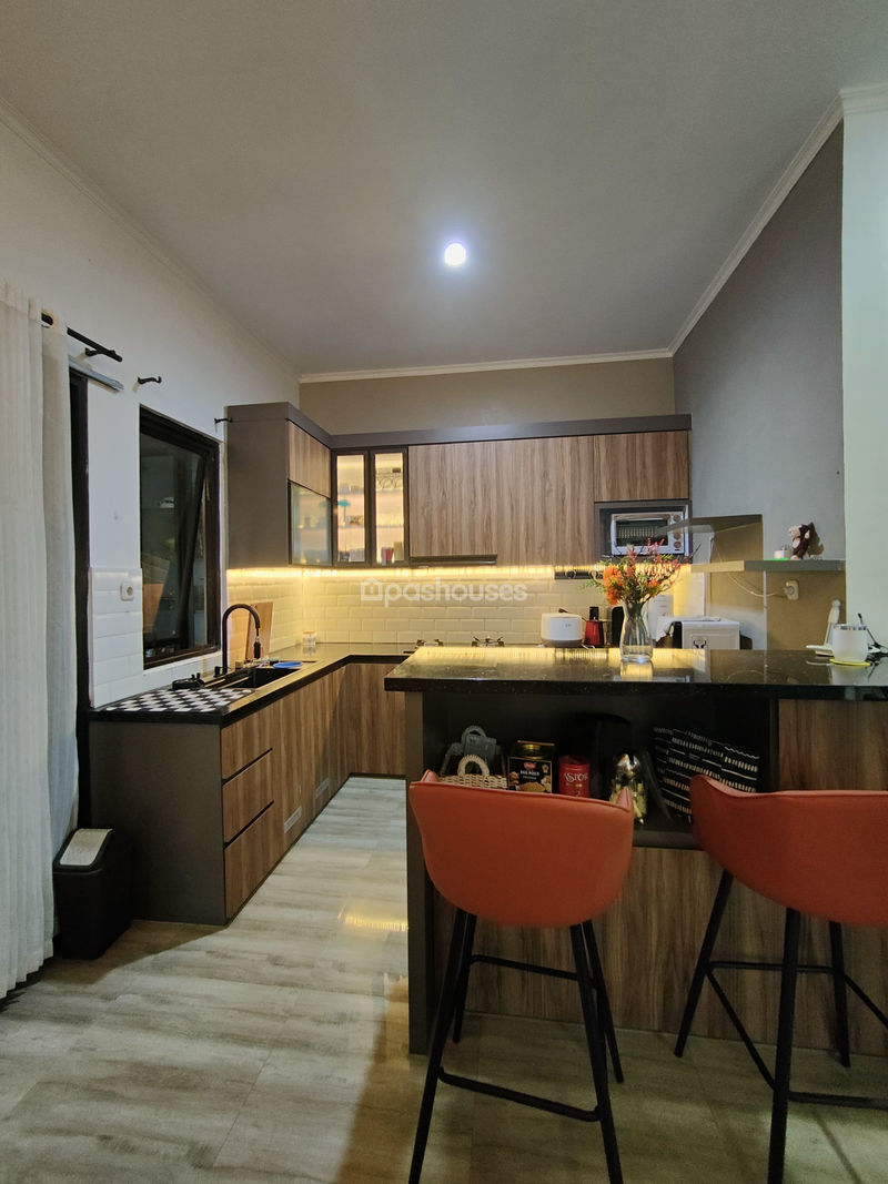 Perumahan Urbana Jatiwaringin Residence Blok B6