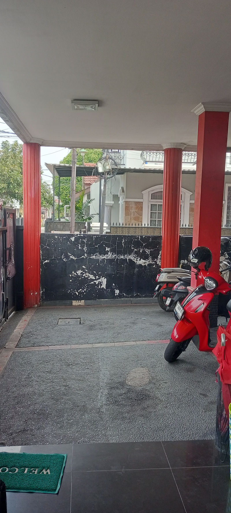 Jalan Pulo Sirih Tengah
