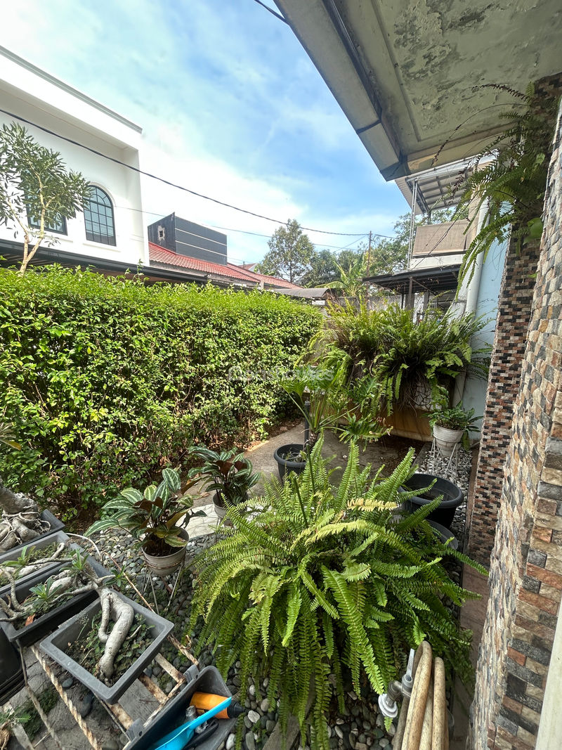 Jalan H. Gemin Cluster Rose Garden No.8