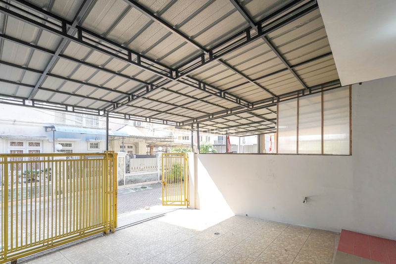 Perumahan Duta Garden Cluster Beverly Hills Blok E4 No.40