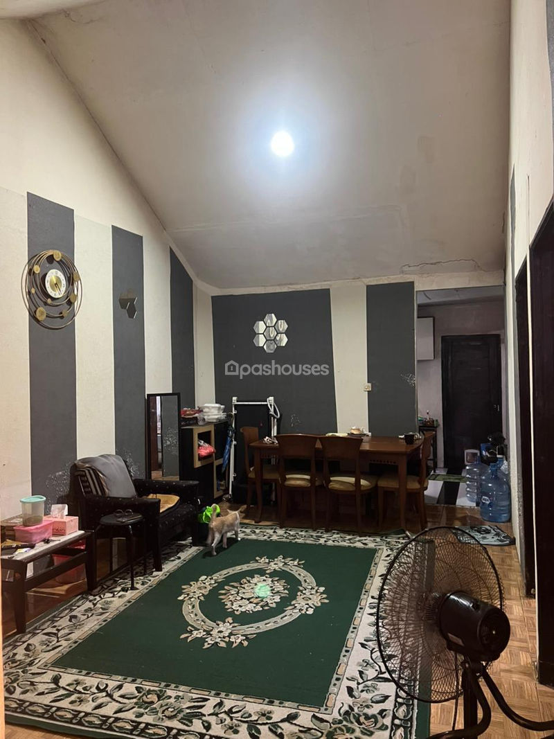 Jalan Pulau Irian Jaya Raya