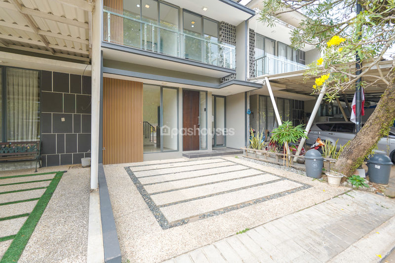 Golden Park 2 Blok R 17