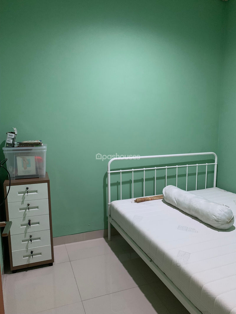 Komplek Trevista Residence Blok B-12