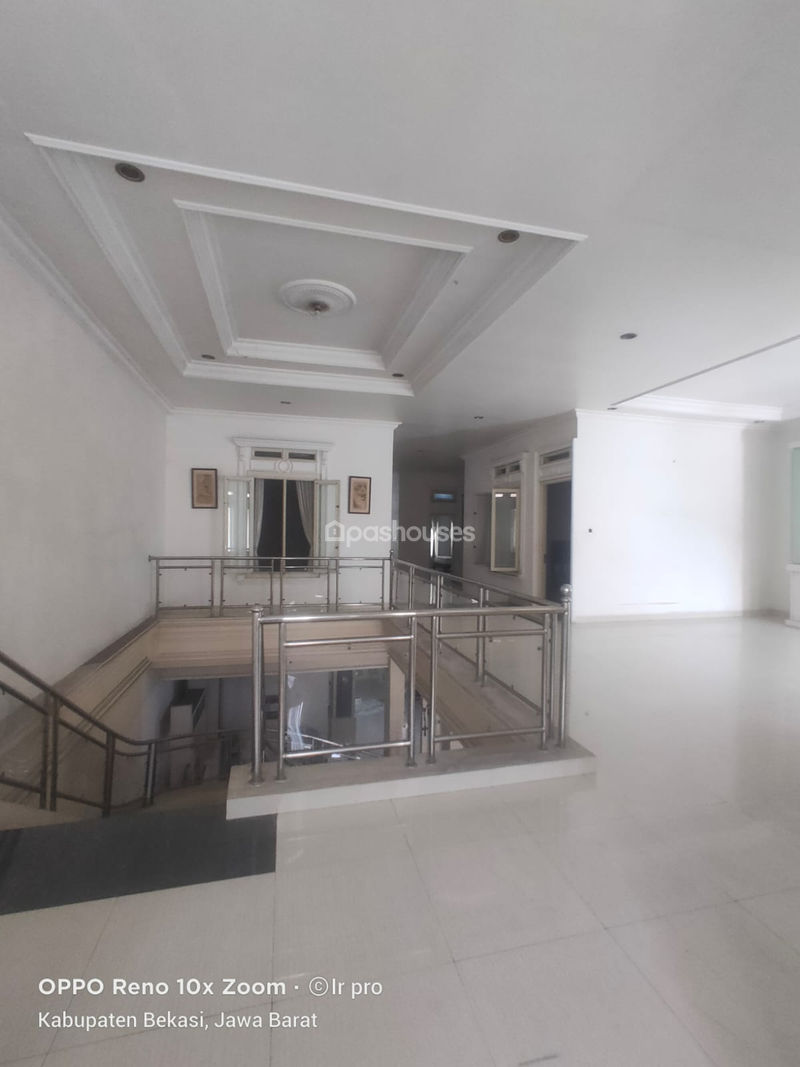 Jalan Gemini Blok A15 No.17 Bekasi