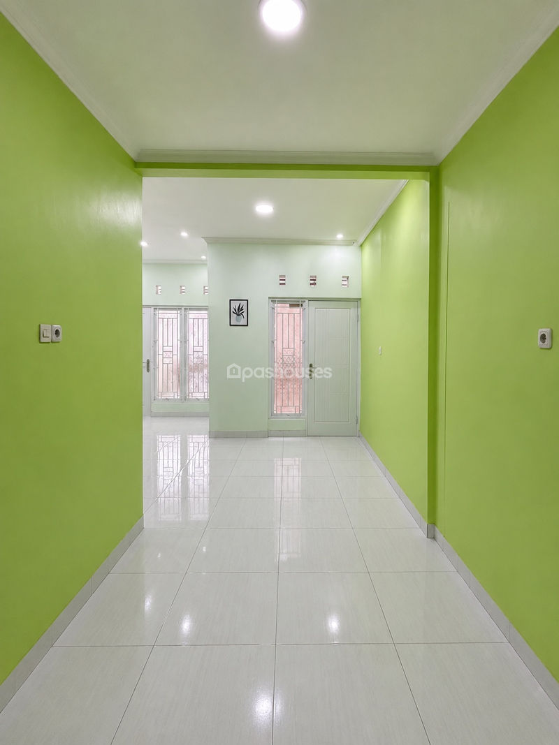 Jalan Kel Karadenan Waringinjaya Blok FM No.16