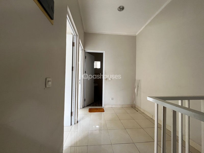 Perumahan Serpong Lagoon Cluster South Pelican Blok A5 No.8