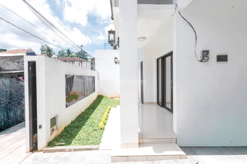 Perumahan Lembah Griya Indah Blok B16 No.21 