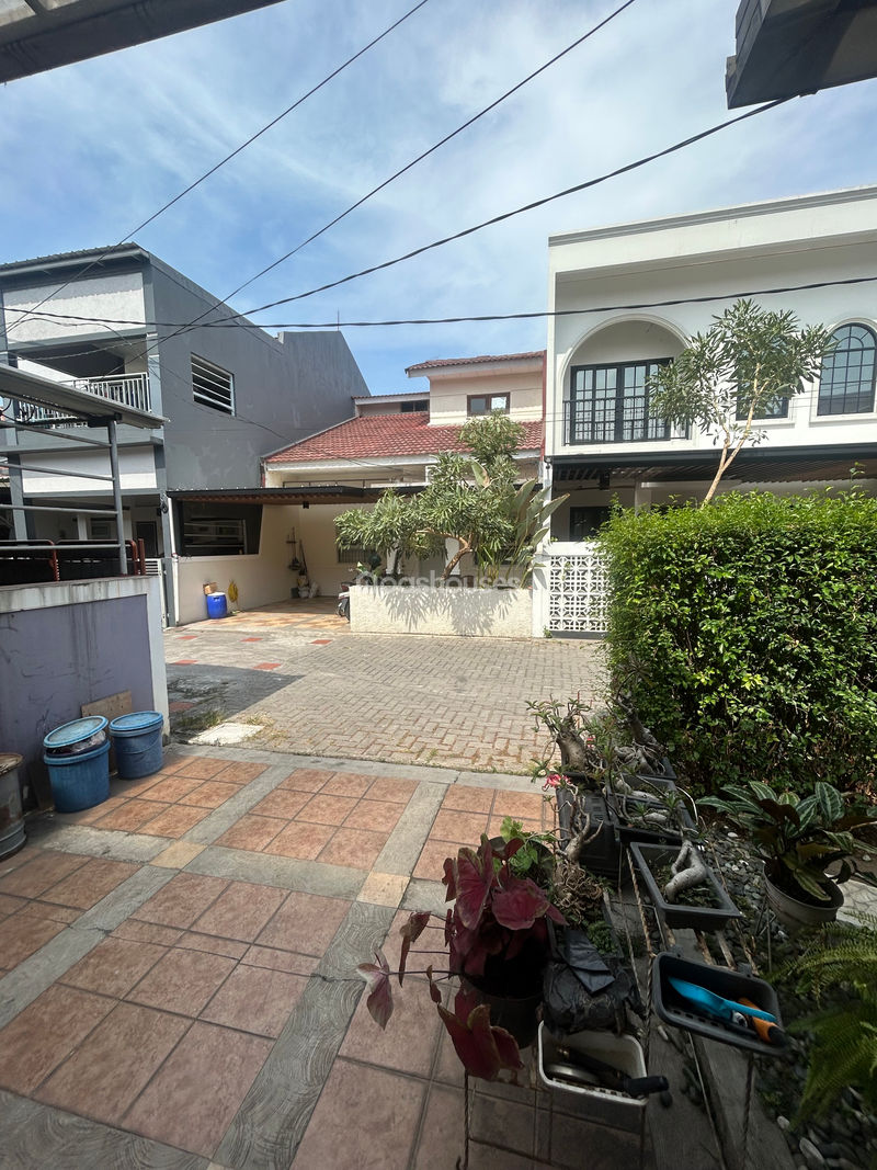 Jalan H. Gemin Cluster Rose Garden No.8