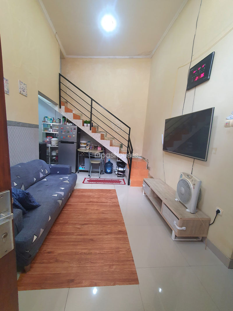 Jalan Saimang Depok