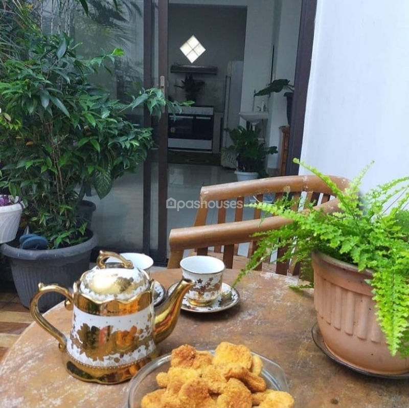 Jalan Setu Cipayung