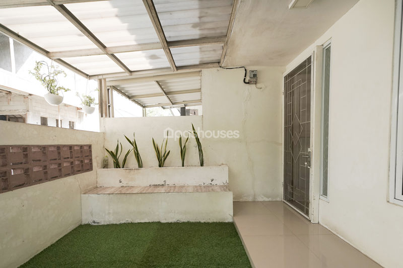 Perumahan De Royal Residence 2 No.4