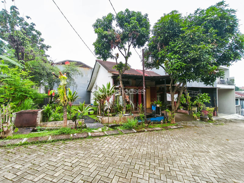 Bukit Cimanggu City Cluster Greenland Blok HH12A No.1