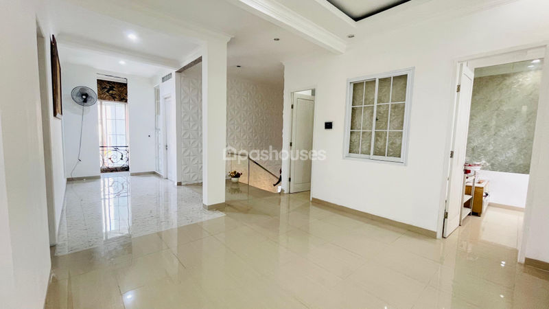 Perumahan Mediterania Regency Cikunir