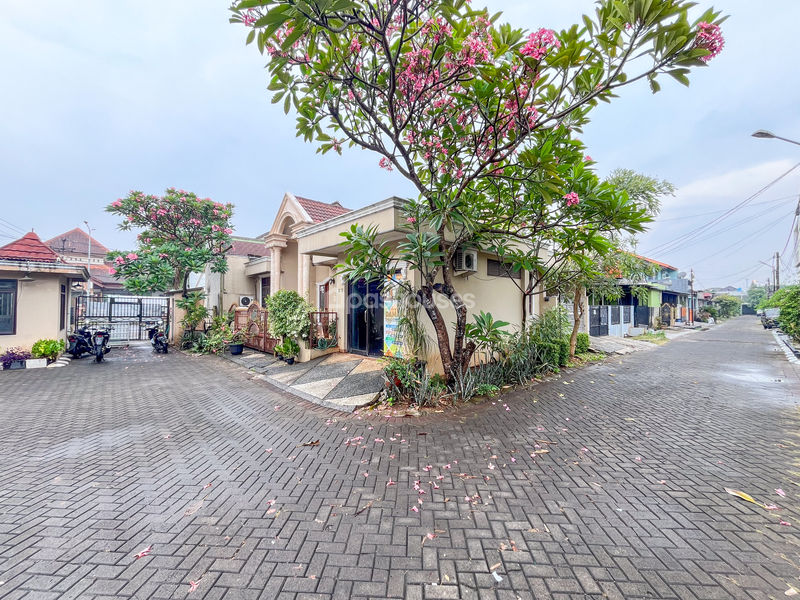Bekasi Timur Regency Cluster Dahlia Loka