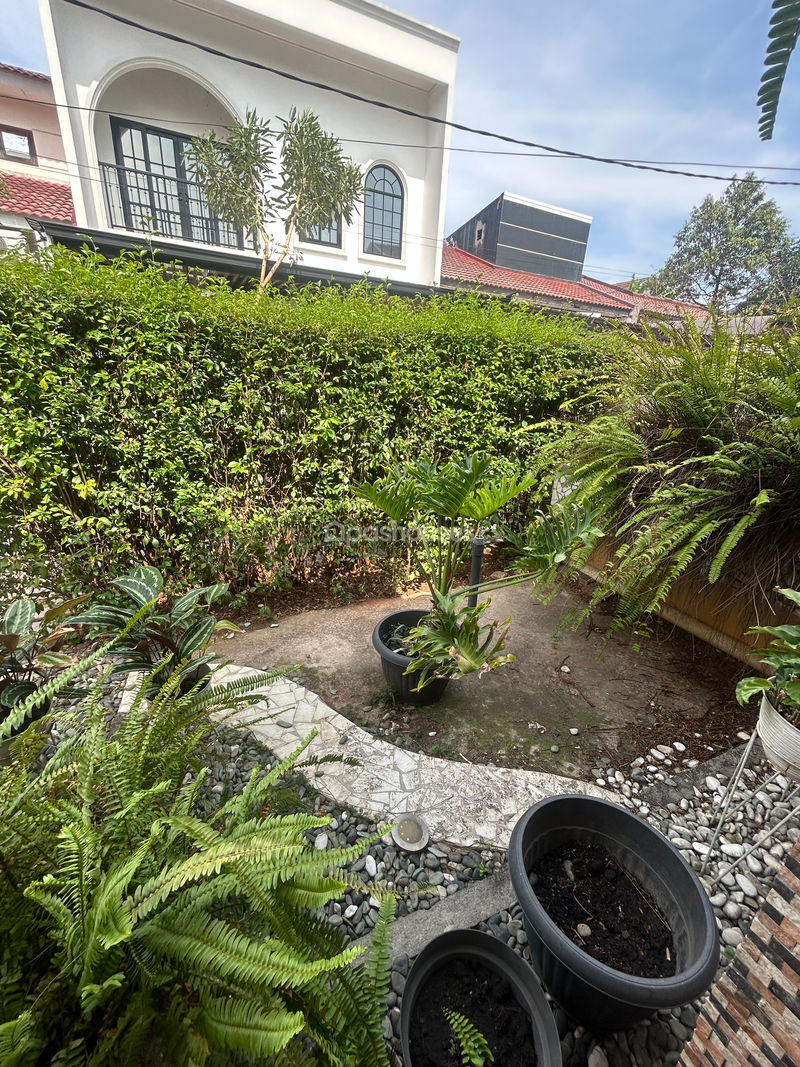 Jalan H. Gemin Cluster Rose Garden No.8