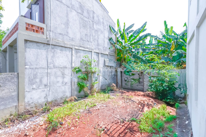 Jalan Mekar Baru Raya Ciputat