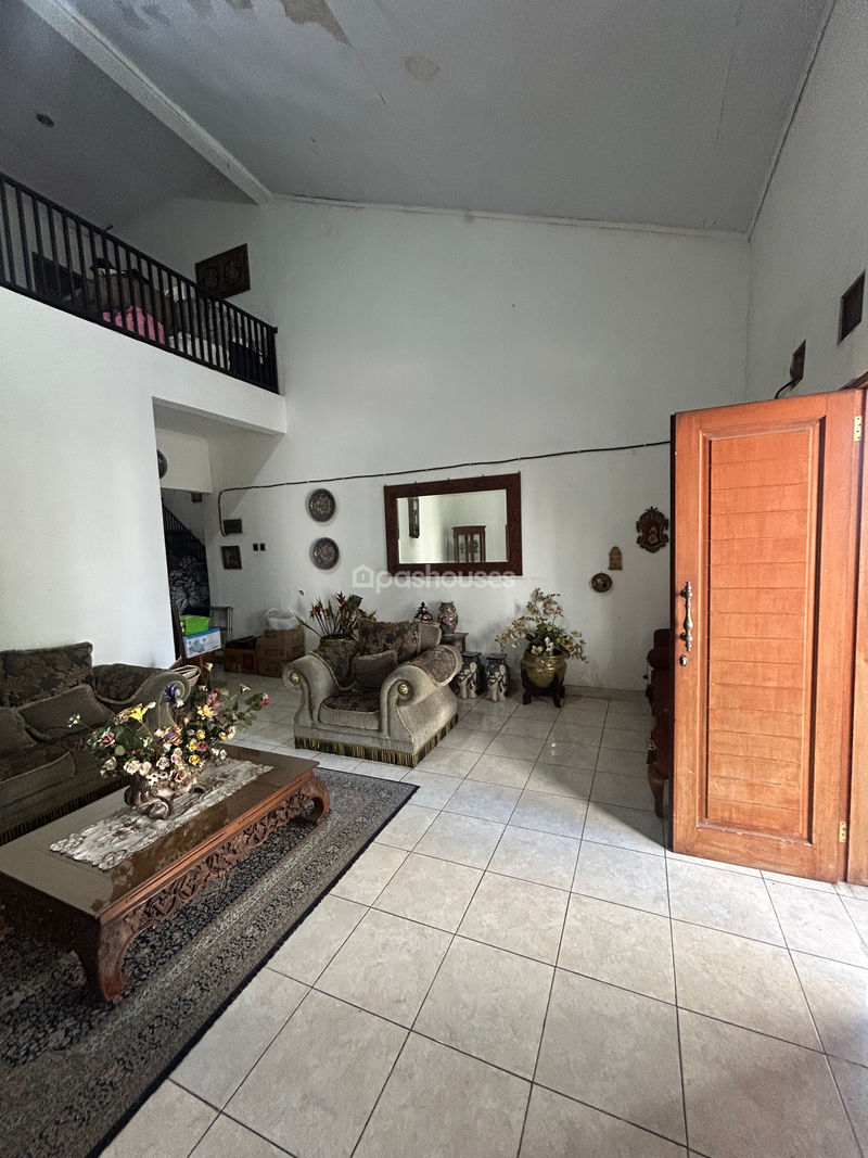 Jalan Nakula 7 No.136-B