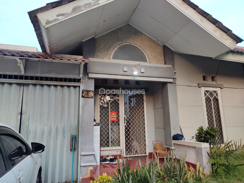 Kencana Loka BSD Blok J1 No. 9