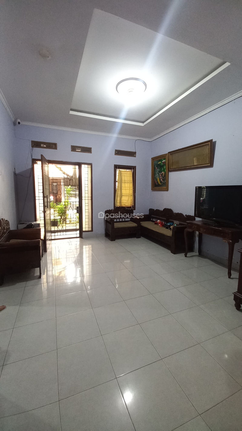 Perumahan Mutiara Sentul Blok J10