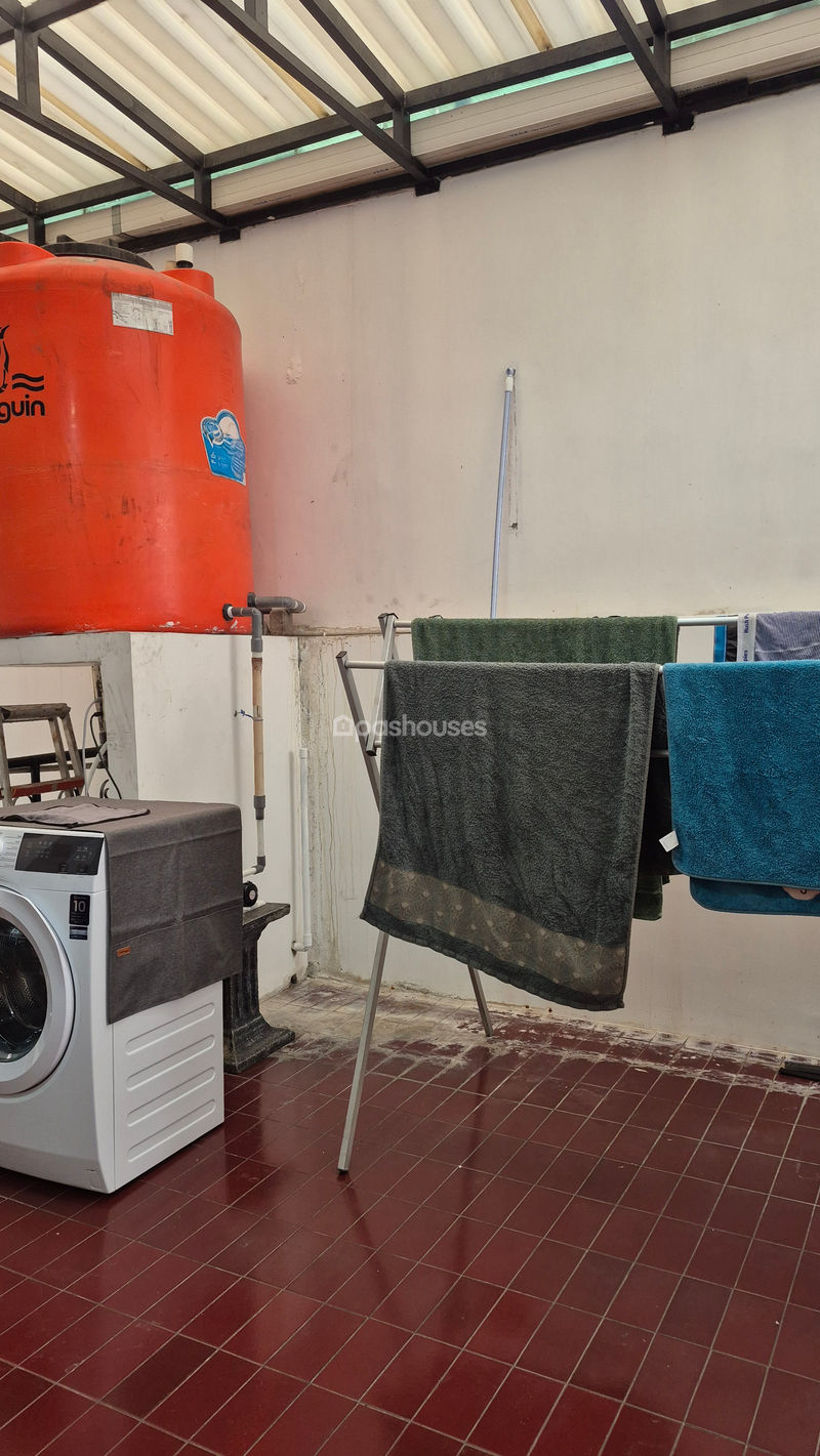 Perumahan Bumi Karang Indah, Jl Karang Asri III