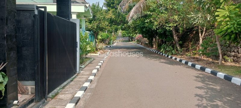 Jalan Bunga Sakura XVI Blok V No.17 