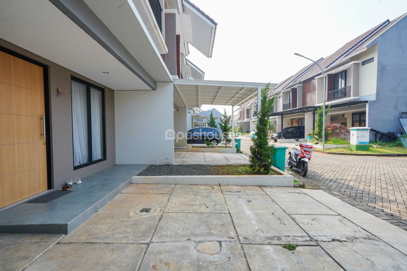 Naira Residence