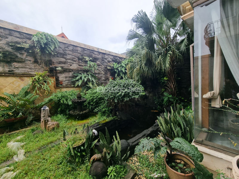 Jalan Puncak Pesanggrahan
